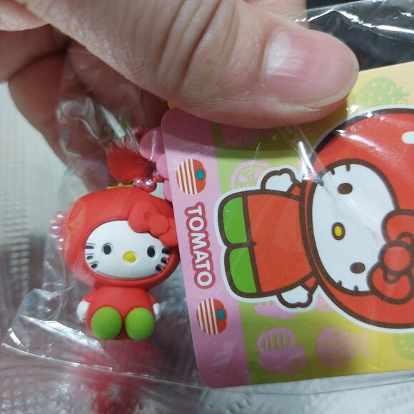 Hello Kitty Keyring Keychain Charm Bag Charm Mini Clip On Accessory 3 to Choose - Picture 9 of 13